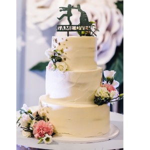 Pic à gâteau de mariage Game over